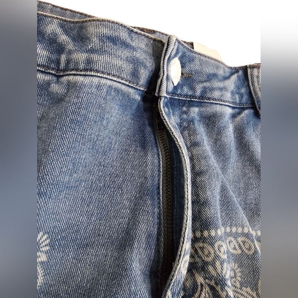 Cato Est. 1946 Denim Blue Boho Patterned Women Hi-Rise Crop Jeans Size 16W NWT - Picture 15 of 16